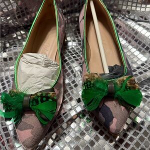 Dream Walkers Artemis Handmade Stylish Camouflage Ballet Flats with Green Bow